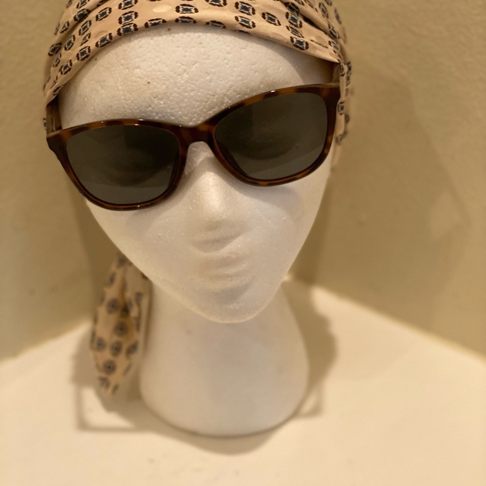 New without tag, Le Specs Women's Entitlement Sunglasses, Tort/Khaki Gradient.